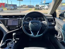 2020 Toyota Camry SX