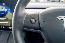 2025 Tesla Model Y Performance