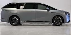 2026 XPeng X9 Standard Range