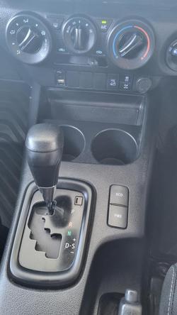 2023 Toyota Hilux SR