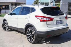 2017 Nissan QASHQAI Ti