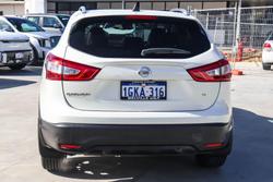 2017 Nissan QASHQAI Ti