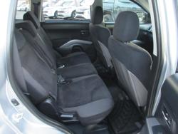 2010 Mitsubishi Outlander VR