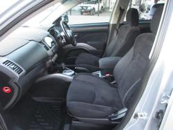 2010 Mitsubishi Outlander VR