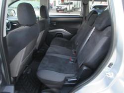 2010 Mitsubishi Outlander VR