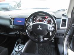 2010 Mitsubishi Outlander VR
