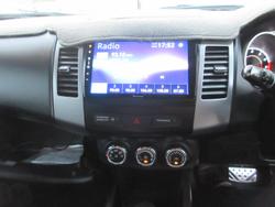 2010 Mitsubishi Outlander VR