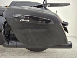 2023 INDIAN CHIEFTAIN DARK HORSE Black