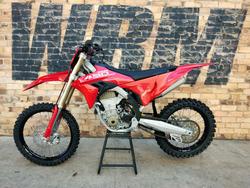 2026 DUCATI DESMO450 MX MOTOCROSS RED
