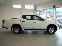 2022 Mitsubishi Triton GLX+
