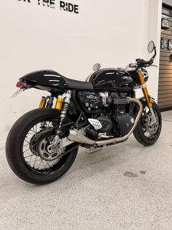2022 Triumph THRUXTON RS Black