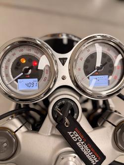 2022 Triumph THRUXTON RS Black