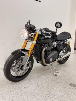 2022 Triumph THRUXTON RS Black