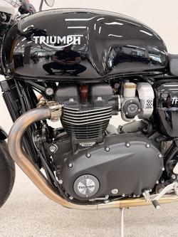 2022 Triumph THRUXTON RS Black