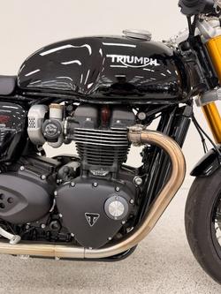 2022 Triumph THRUXTON RS Black