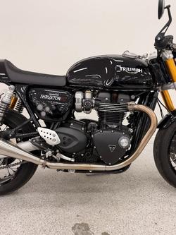 2022 Triumph THRUXTON RS Black