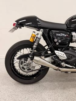 2022 Triumph THRUXTON RS Black