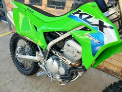 2027 KAWASAKI KLX300R ENDURO GREEN