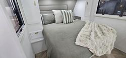 2026 Option RV Distinction 196 196