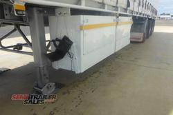 1995 Freighter 22 Pallet Curtainsider