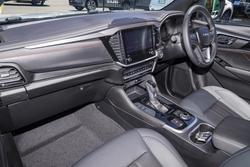 2025 Isuzu MU-X X-TERRAIN