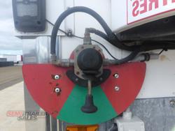 2005 Maxitrans Bogie Refrigerated Pantech