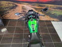 2024 Kawasaki VERSYS-X 300 GREEN