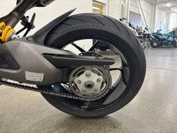 2019 DUCATI HYPERMOTARD 950 (RED) Red