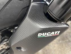 2019 DUCATI HYPERMOTARD 950 (RED) Red