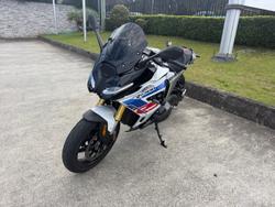 2026 BMW R 1300 RS Performance