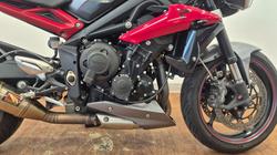 2014 Triumph STREET TRIPLE R GREY