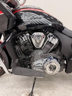 2020 INDIAN CHALLENGER LIMITED Black