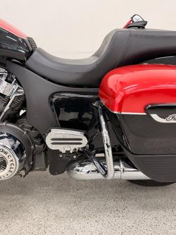 2020 INDIAN CHALLENGER LIMITED Black