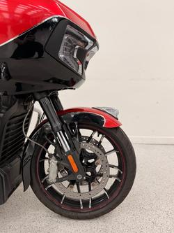 2020 INDIAN CHALLENGER LIMITED Black