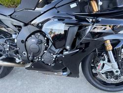 2025 Yamaha YZF-R1 Grey