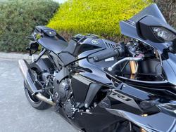 2025 Yamaha YZF-R1 Grey