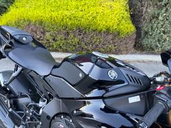 2025 Yamaha YZF-R1 Grey
