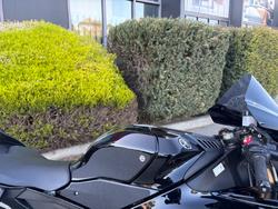 2025 Yamaha YZF-R1 Grey