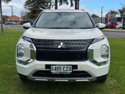 2023 Mitsubishi Outlander LS ZM MY24 White