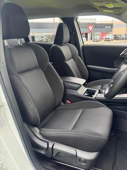 2023 Mitsubishi Outlander LS ZM MY24 White