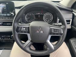 2023 Mitsubishi Outlander LS ZM MY24 White