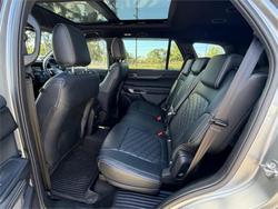2025 FORD EVEREST PLATINUM (4WD)