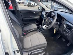 2022 KIA STONIC S