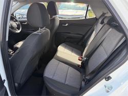 2022 KIA STONIC S
