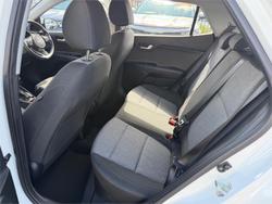 2022 KIA STONIC S