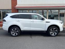 2026 Isuzu MU-X LS-T MY25.5 4X4 Dual Range Moonstone White