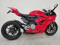 2023 DUCATI PANIGALE V2 Red