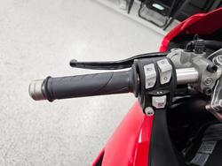 2023 DUCATI PANIGALE V2 Red