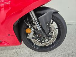 2023 DUCATI PANIGALE V2 Red