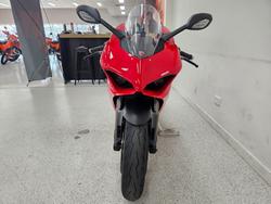 2023 DUCATI PANIGALE V2 Red